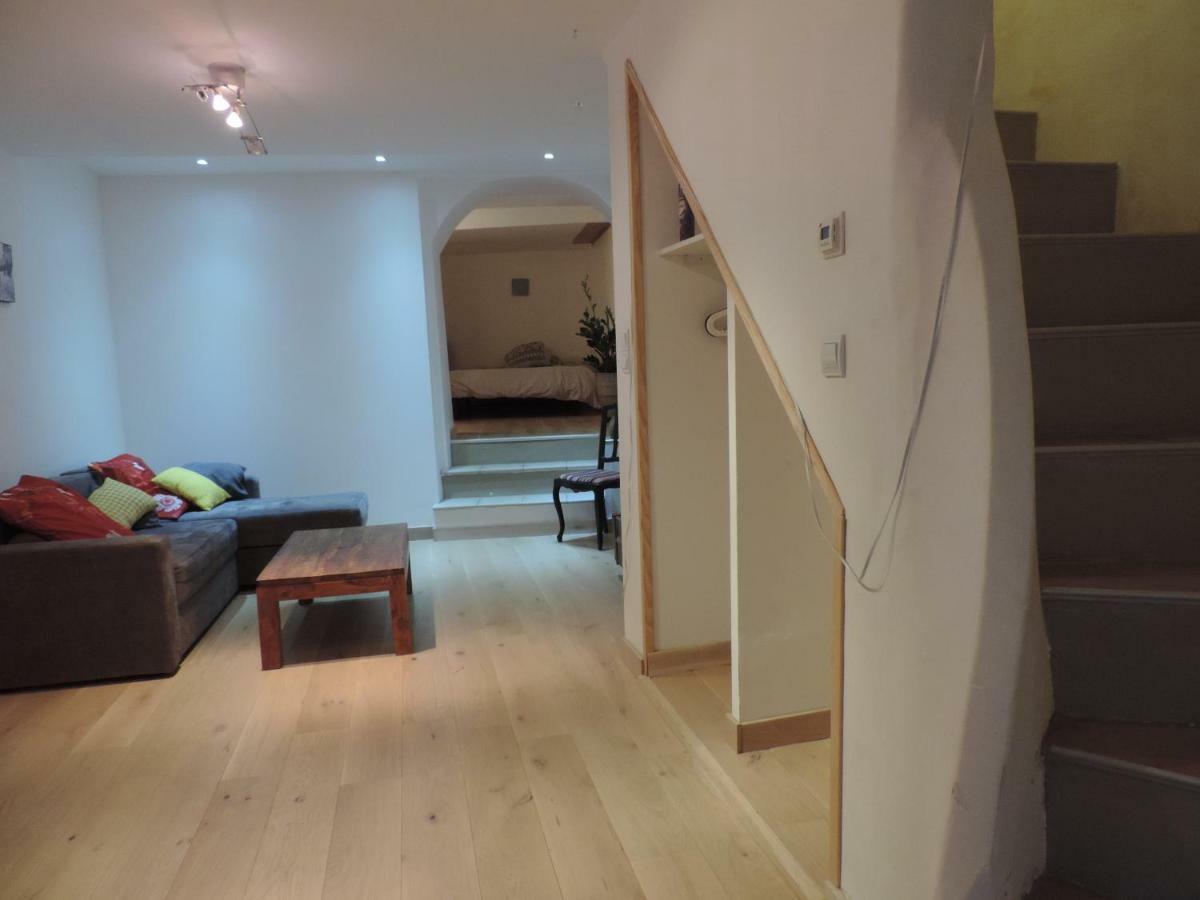 Le Logis De La Fontaine Appartement *