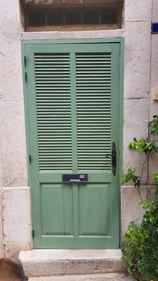 Le Logis De La Fontaine Ceyreste